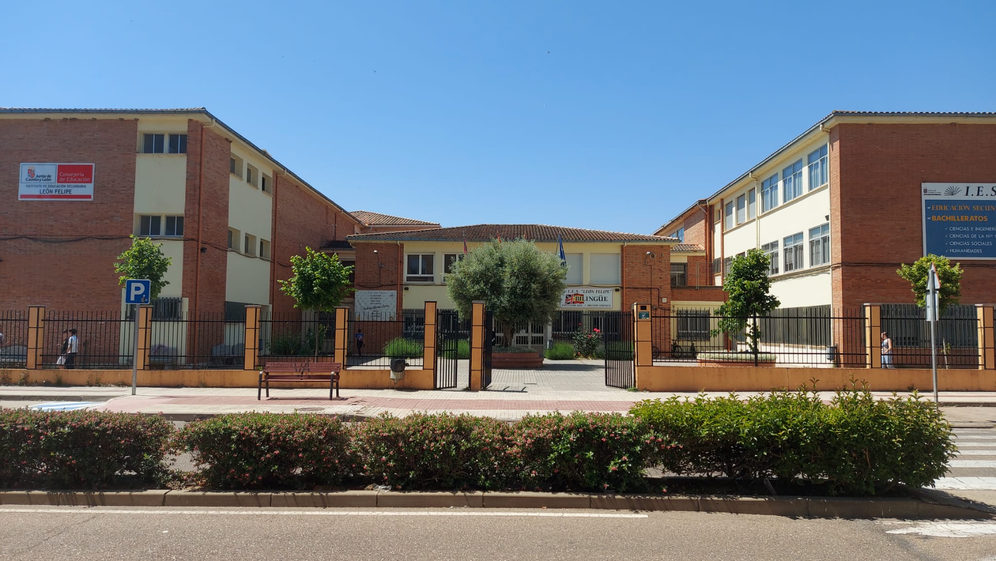 IES León Felipe foto