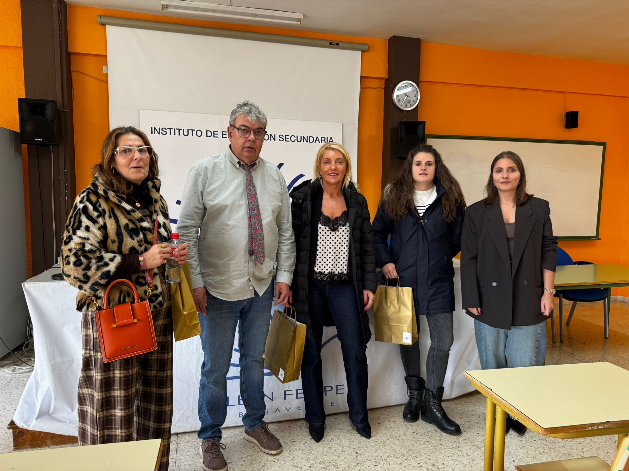 Mujeres emprendedoras Mujeres emprendedoras